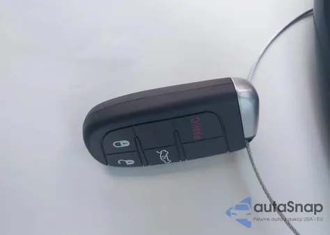 2016 Chrysler 200 Limited из США, поврежденный, VIN 1C3CCCAB4GN129348